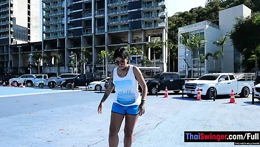 Skateboarding-fail von thai-milf mit dickem hintern, die danach zu hause fickt