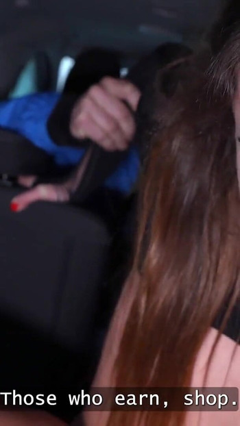 HUNT4K. Pocepana je helanke i pušila strančev kurac pred njenim dečkom za nove | Klip 3