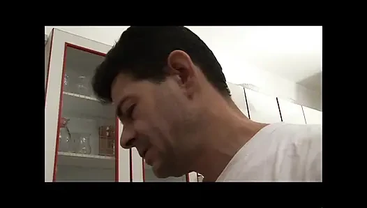 Little Ketty tumbuh dewasa