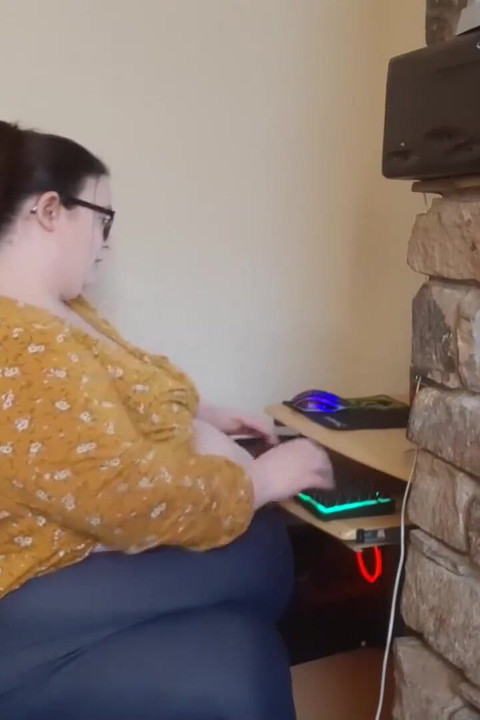 Ser la chica más gorda en el trabajo es una verdadera lucha