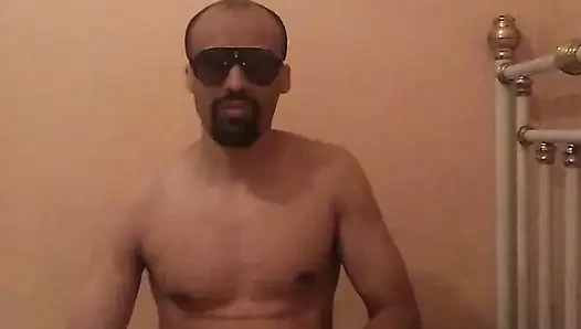 Meraktan izlemeye başlıyorsun, ama sona ermeden durmak imkansız olabilir