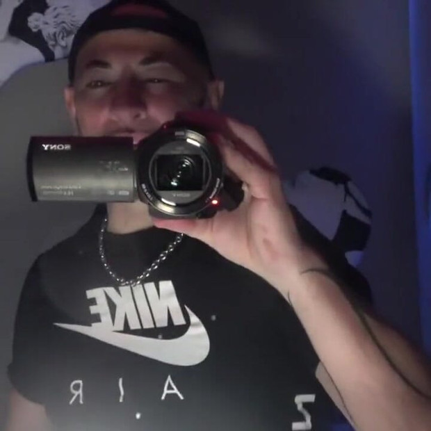 Romantik se fait baiser brutalement par Tommy, militaire hétéro