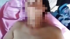 Indische vreemdgaande winkelmeid seks met eigenaar in zijn slaapkamer