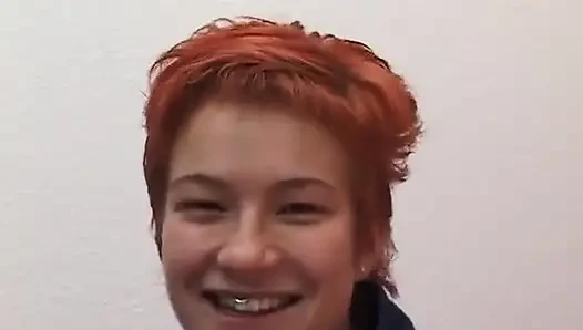 Memijat redhad akan membuat Anda terangsang