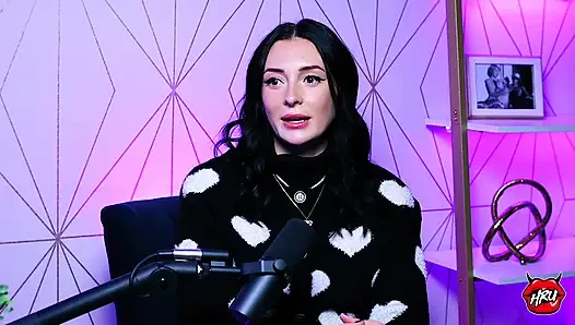 Charlotte Sins глотание, секс-вечеринки и серые области этической жизни