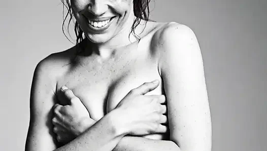 Pemotretan Topless B&w
