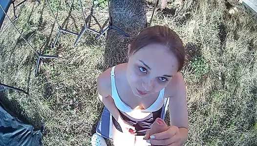 Zaten aşmaya hazır olduğu sınırları deniyor gibiydi