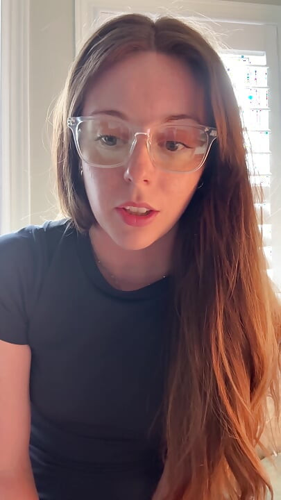 Hottie in Glasses Tells You How to Stroke!