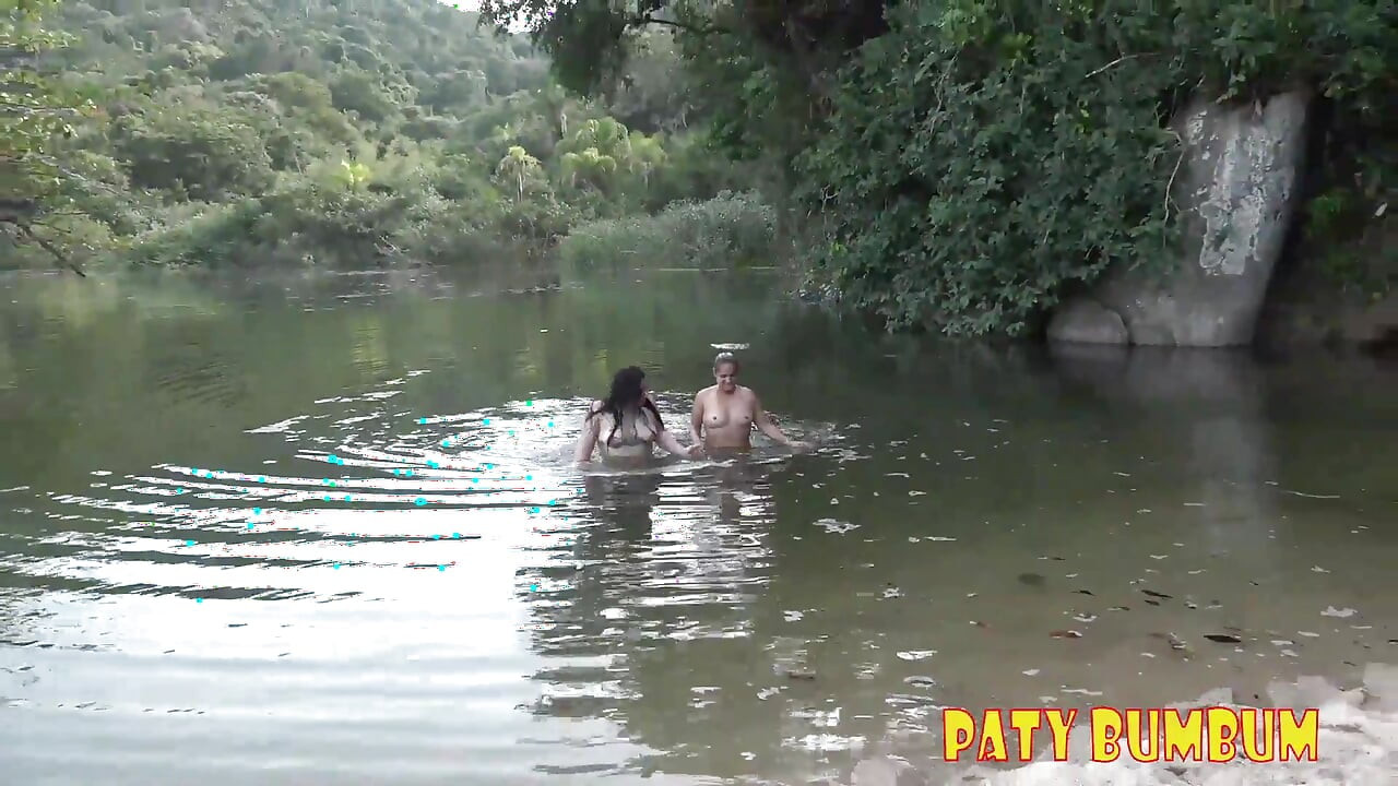 Lesbian Sex Between Outdoor College Friends