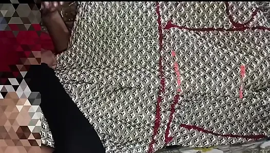 Gaon ki bhabhi ki thukai