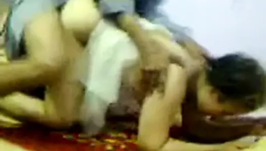 Egyptian woman having sex with the concierge of the architec