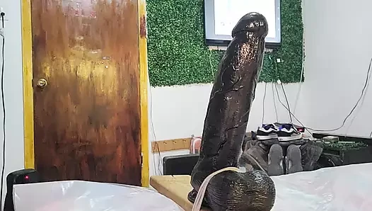 Obur
