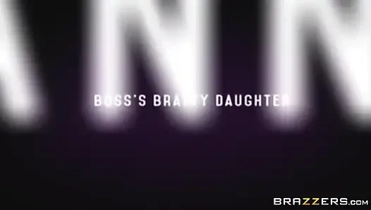 Brazzers - alessa savage adalah gadis kesayangan ayah tiri yang sudah terbiasa beraksi.