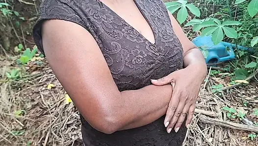 Video seks terpanas istri desa di luar ruangan