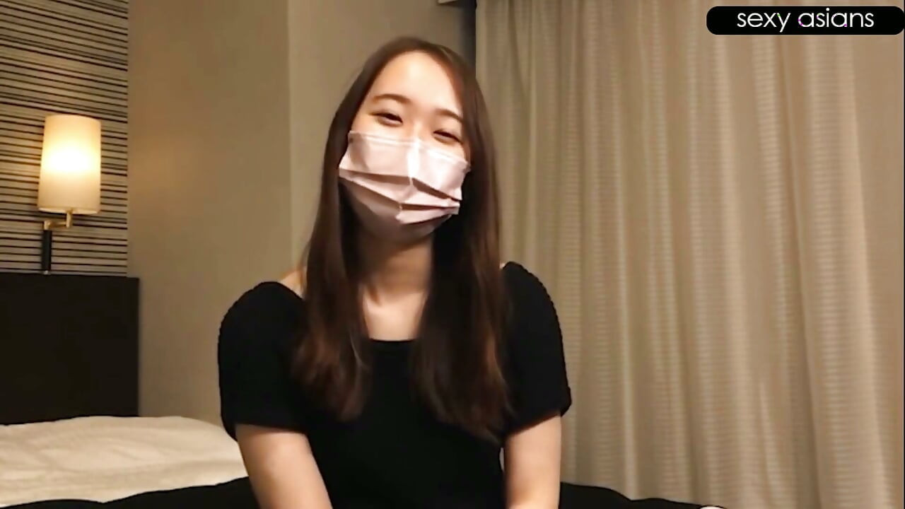 희귀 한 영상 발견 - 내가이 멋진 전 패션 모델을 처음 만났을 때를 되돌아