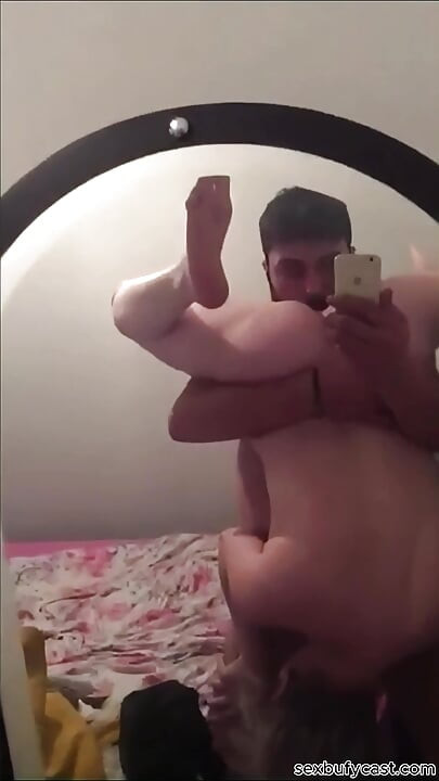 Fat Turkish girl doing anal