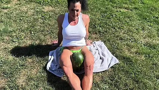 Muscle MILF Kandys Watermelon Crush Domination