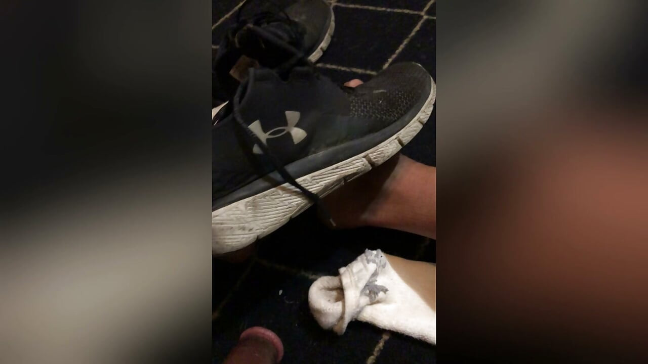 STR8 BUD'S SWEATY WET UNDER ARMOUR KICKS GET PLAYED WITH