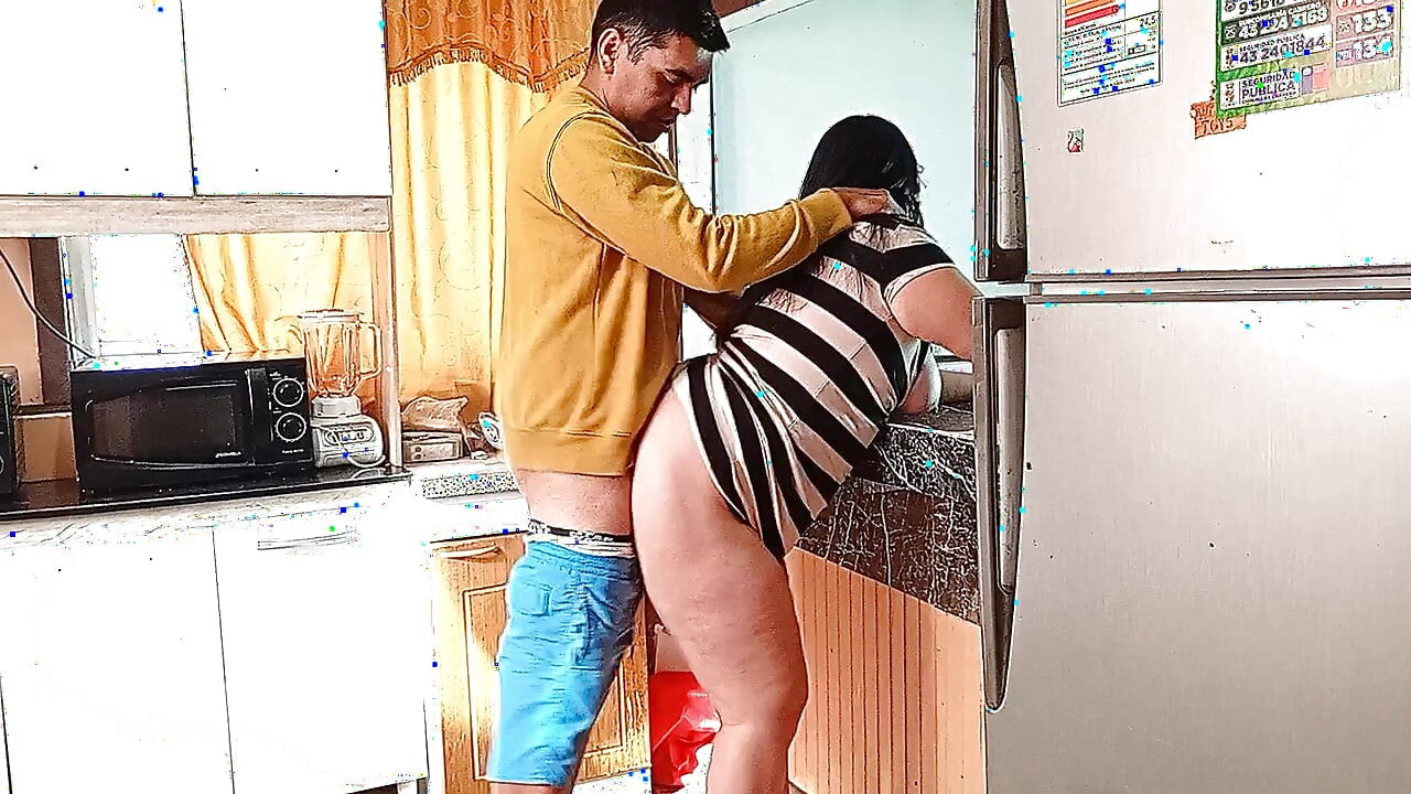College guy sneaks in and pounds his stepmom's huge ass on the kitchen table