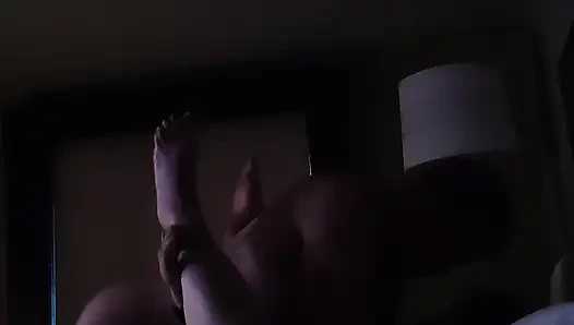 Куколд ночей - проснулся в видео от первого лица, когда мой муж трахает моего друга в задницу - настоящая жажда куколда