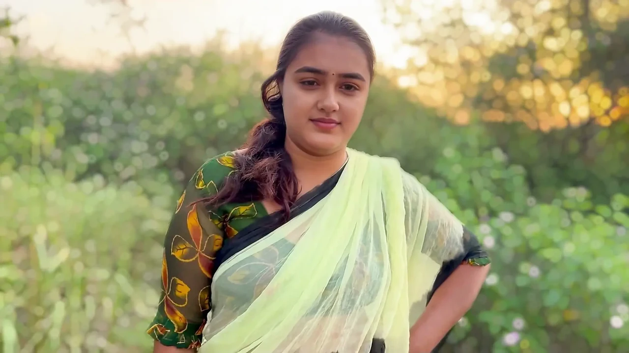Indian Village girl was returning from meeting her boyfriend when she was caught by an strange man in Jungle, she was so scared