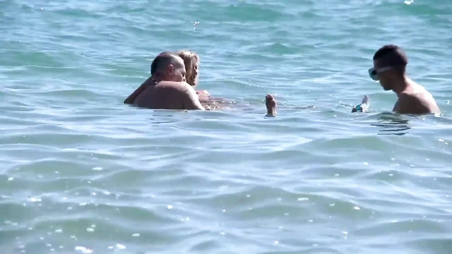 Threesome sex with my wife a horny blonde gets her ass