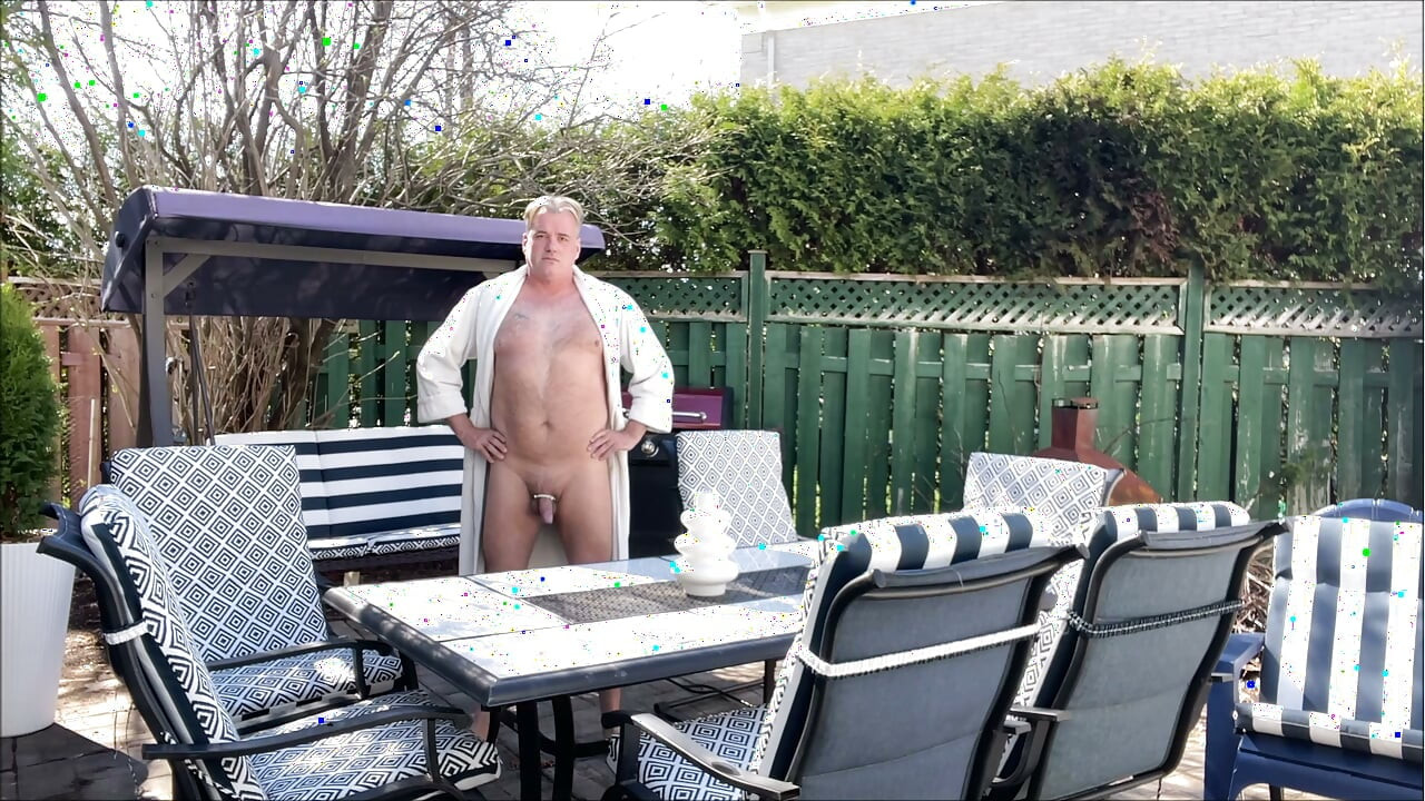 HUNK DADDY BEAR NAKED SUNBATHING IN THE VERANDA 1