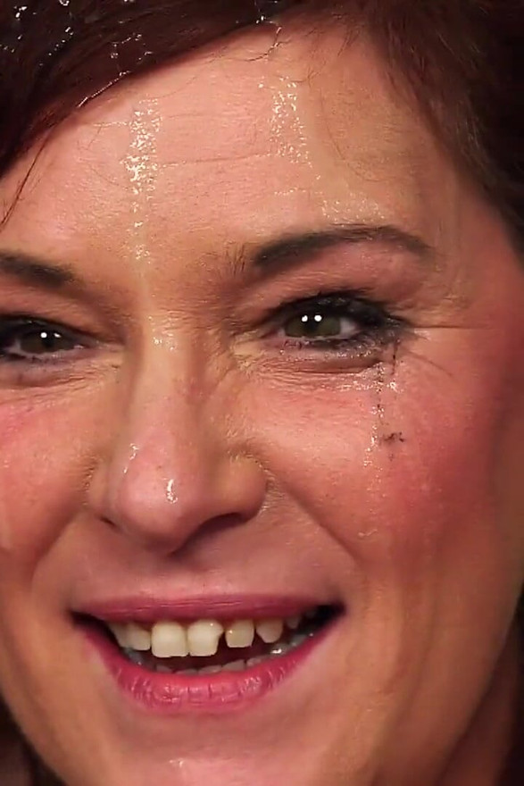 Wendy Cum Bucket Challenge