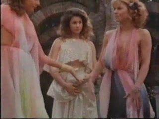 Valerie Kaprisky 1982 Aphrodite - orgie.avi