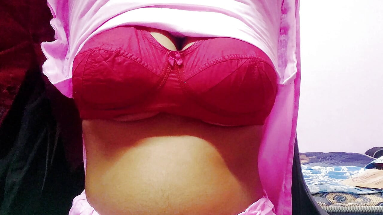 Мохини Бхаби дойде в къщата на доведения си брат