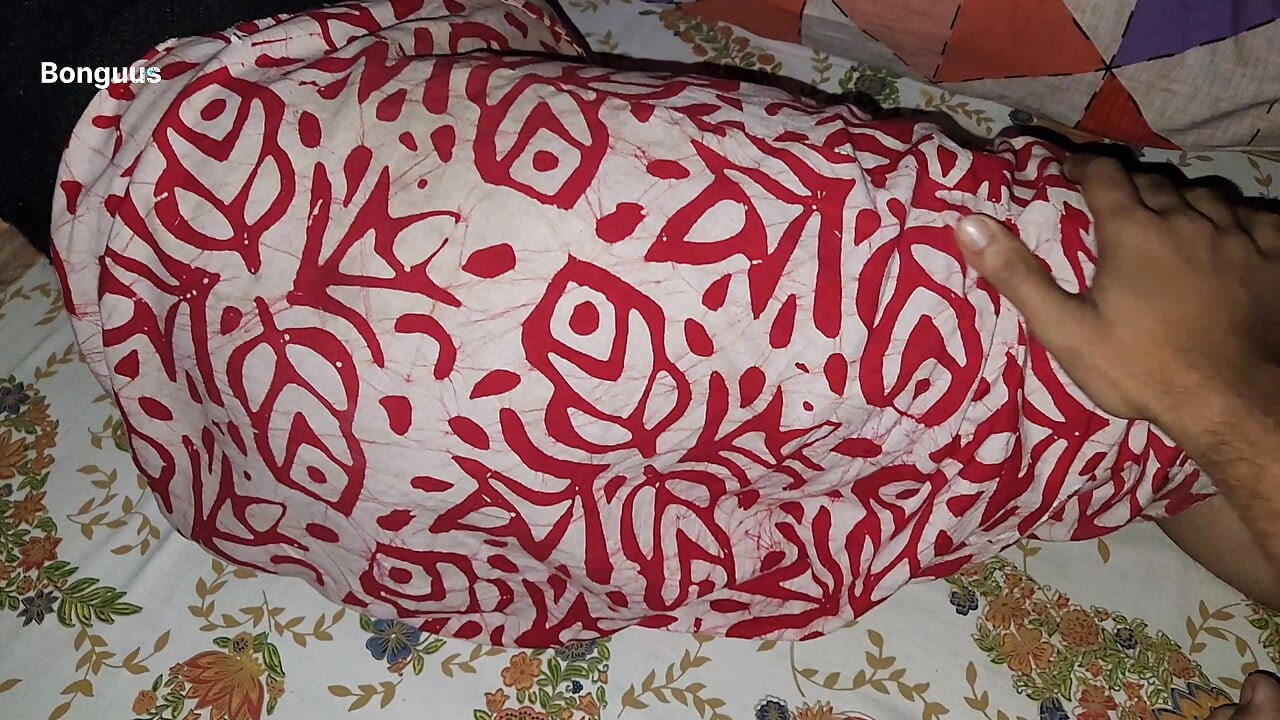 Fucking my stepmom's wet creamy pussy