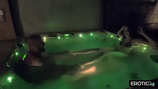 He Squirts Into Her Pussy Hole in the Pool