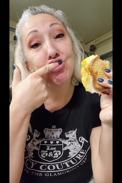 Ich liebe es, liebe zu meinem essen mit missy masters zu machen