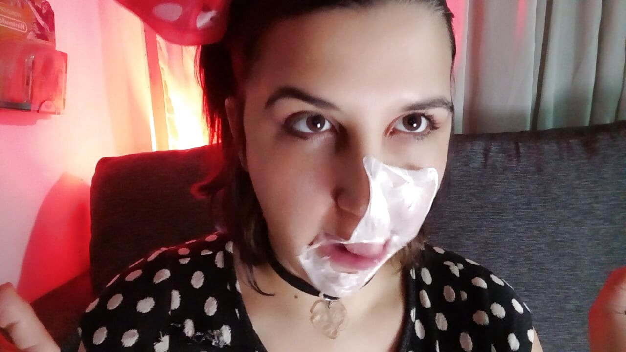 Pravljenje nereda od žvakaće gume - Minnie Outfit - Bunny Looner