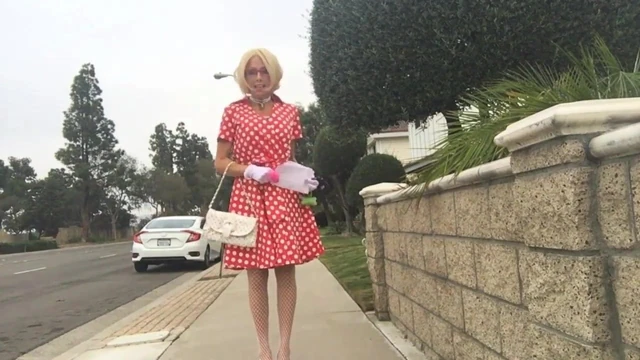 Incredibly Hot MILF