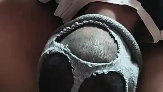 Пара арабок в хиджабе с большой задницей