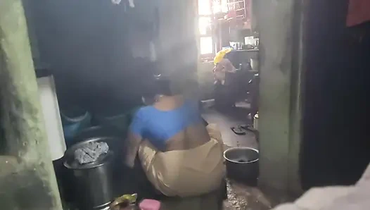 Hot women in bathroom show his body