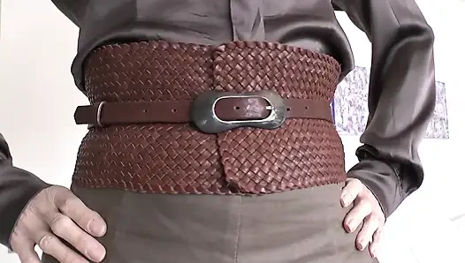 Kete etekli heyecan verici kemer takma, bölüm 2, Lady Victoria Valente