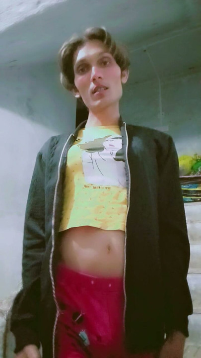 Dressing fun alone