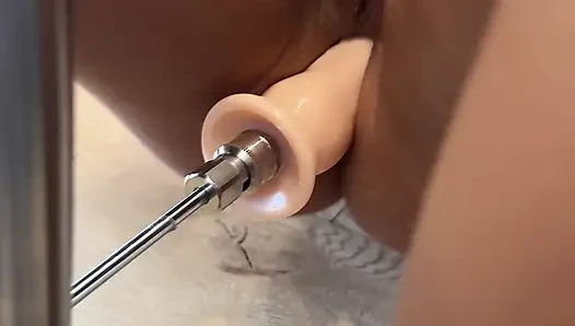 Anal Machine: Petite Wife Tries New Fucking Machine With Her Ass