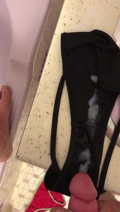 Cum for yssupyriahkcil