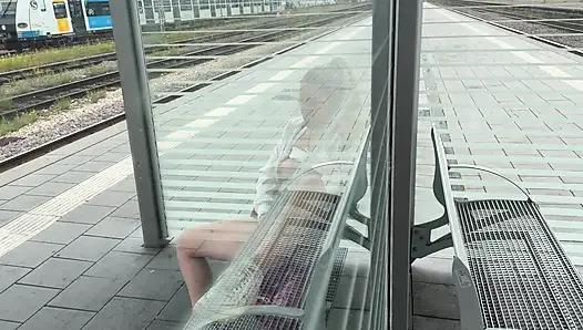 Horny slut makes it on the train track