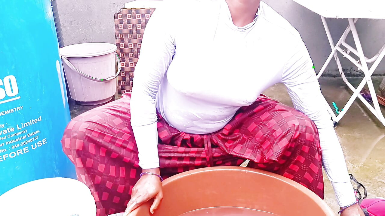 House Maid stepDaughter Fucking House Owner. Telugu Dirty Talks.