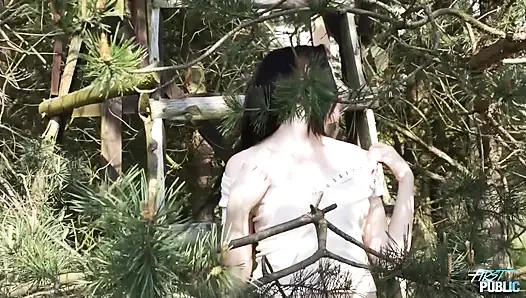 Musim semi membangunkan dengan ngentot