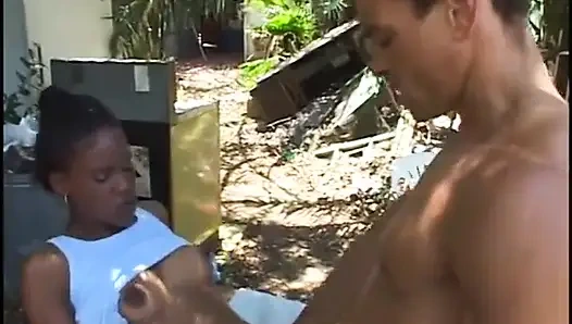 Slut gets jizzed on after sucking guy's cock outside and getting twat banged