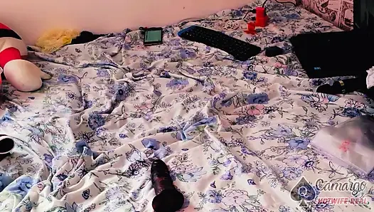 ТРАХНИ МЕНЯ ГОРЯЧУЮ В ЭТОЙ ПОСТЕЛИ