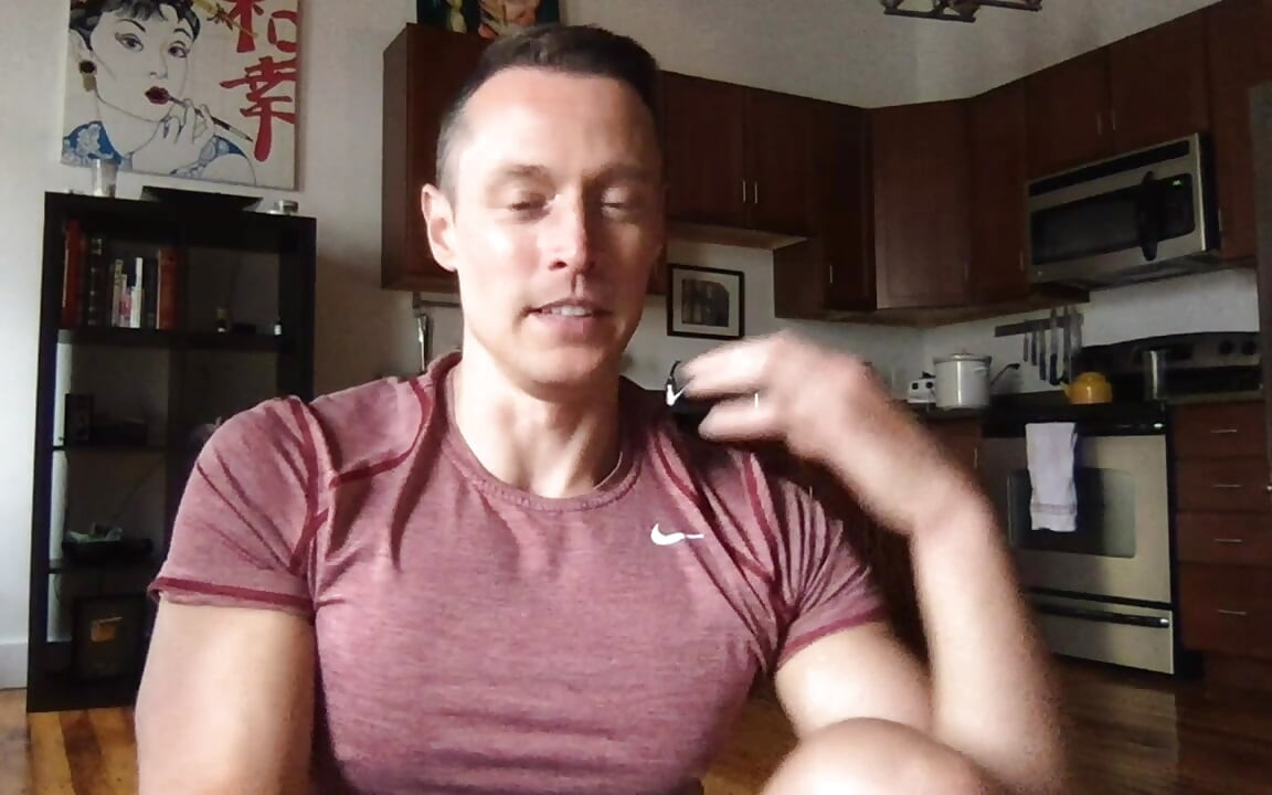 Muscle Worship Live Chat