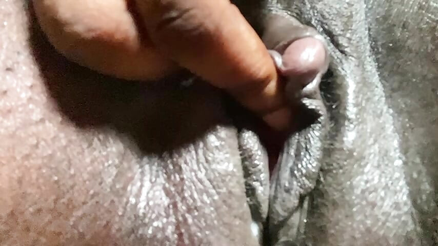 叔父の家での膣のマスターベーション。