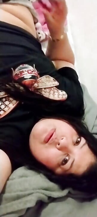 Mírame Bridivine, masturbarse hasta que me corra por todo mi consolador