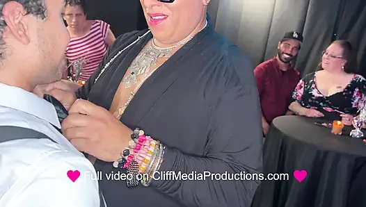 Main seksi untukku - cliff media productions